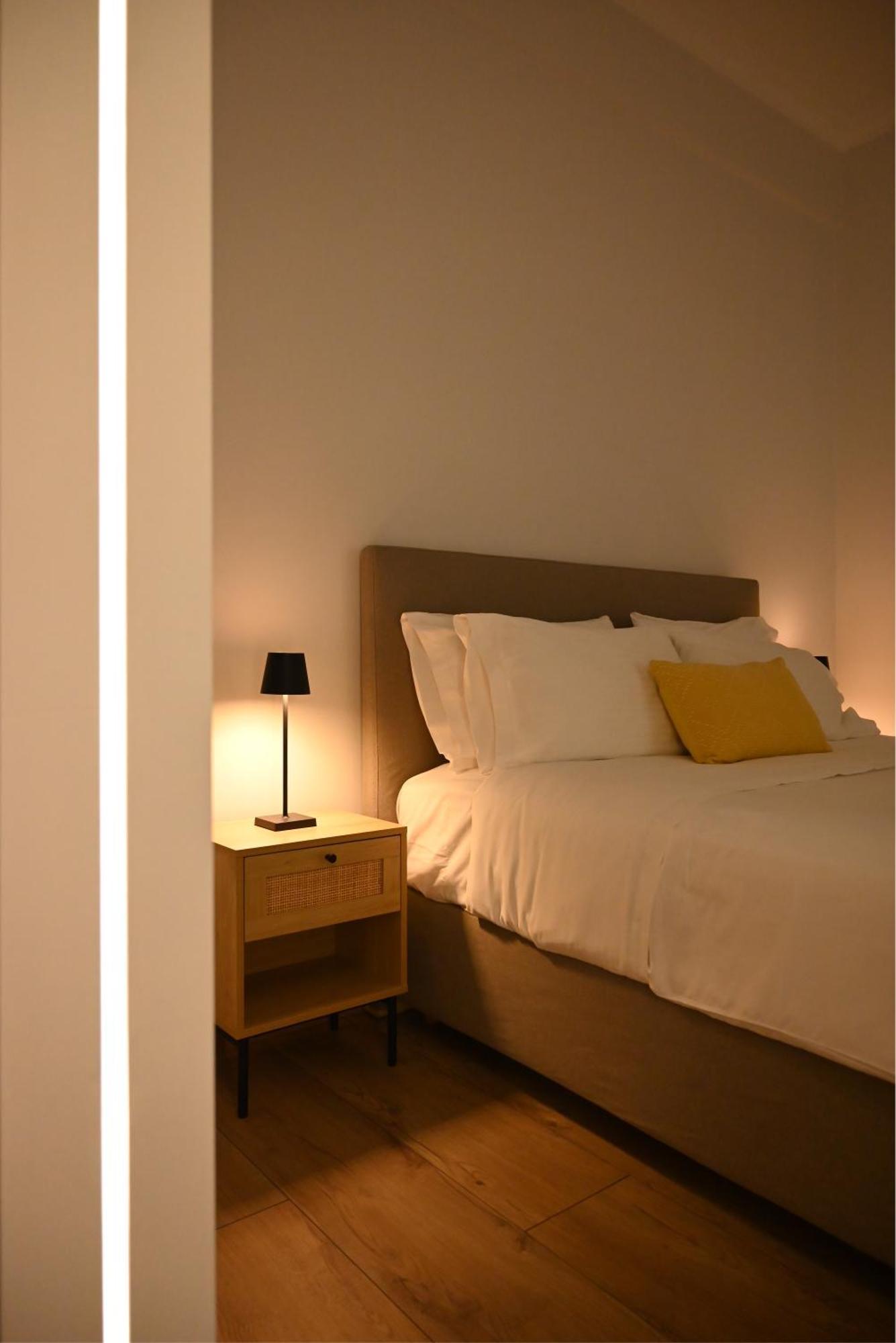 Minimal Apartment On The Shadow Of The Acropolis Athén Kültér fotó